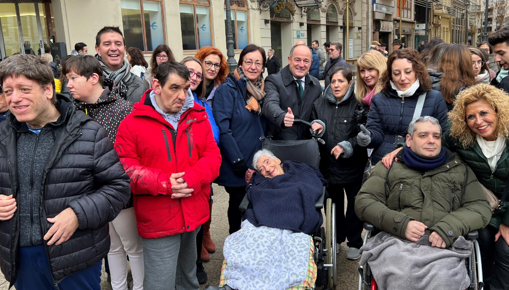 Albacete ha marchado por la igualdad para conmemorar el Día Internacional de las Personas con Discapacidad. 