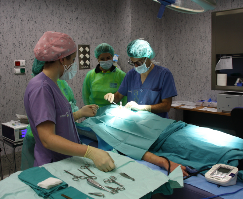En el caso de la cirugía menor en Motilla del Palancar, será el especialista de Dermatología, Oftalmología o Cirugía General quien viaje.