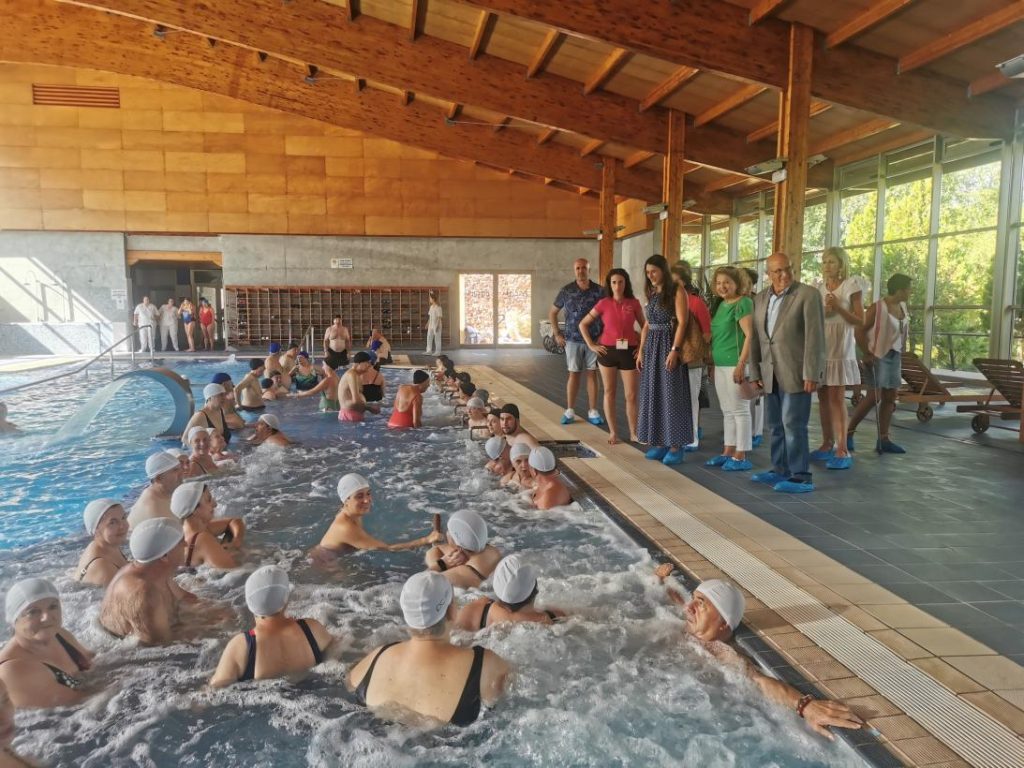 El programa ‘Mójate por el Parkinson’ se desarrolla durante esta semana en el balneario ‘Baños de Benito’, en la provincia de Albacete.