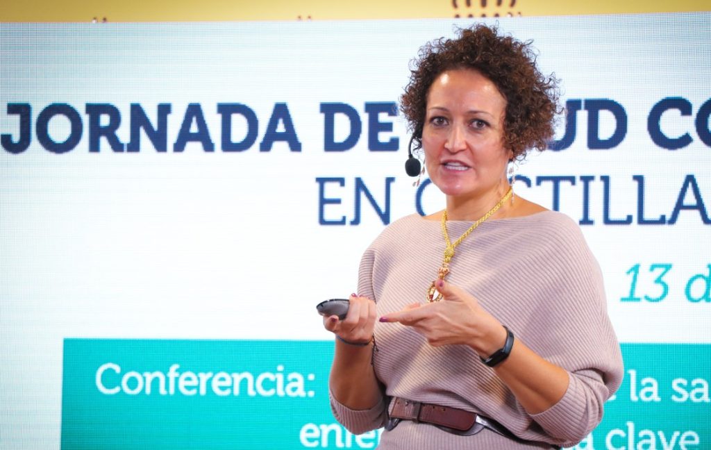 La I Jornada de Salud Comunitaria de Castilla-La Mancha ha contado con la participación de la farmacéutica Ana Céspedes Montoya.